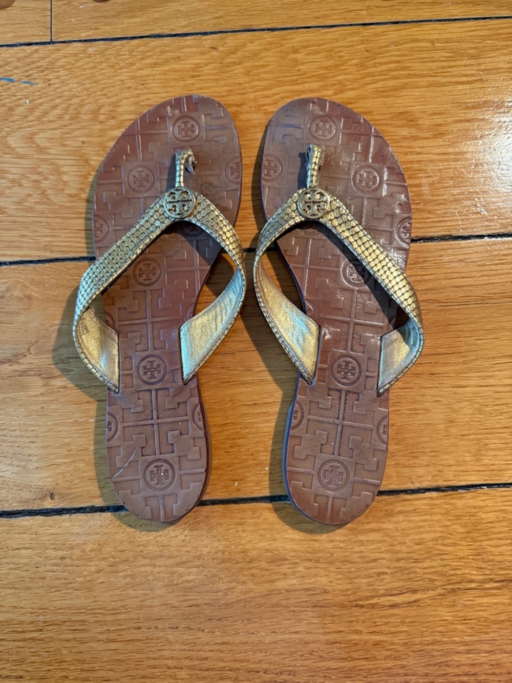 Tory Burch Gold Metallic Logo Thong Sandals on Brown Footbed
